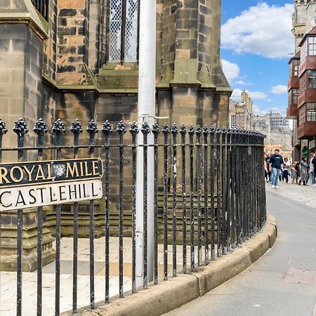 Unique 2 Bedroom Castle Suite Apartment - Near Edinburgh Castle & Royal Mile Eksteriør bilde