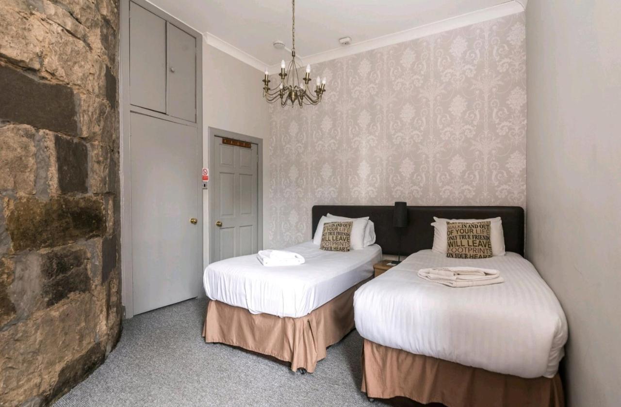 Unique 2 Bedroom Castle Suite Apartment - Near Edinburgh Castle & Royal Mile Eksteriør bilde