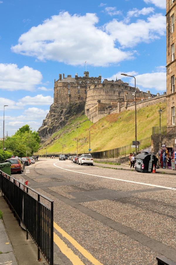Unique 2 Bedroom Castle Suite Apartment - Near Edinburgh Castle & Royal Mile Eksteriør bilde