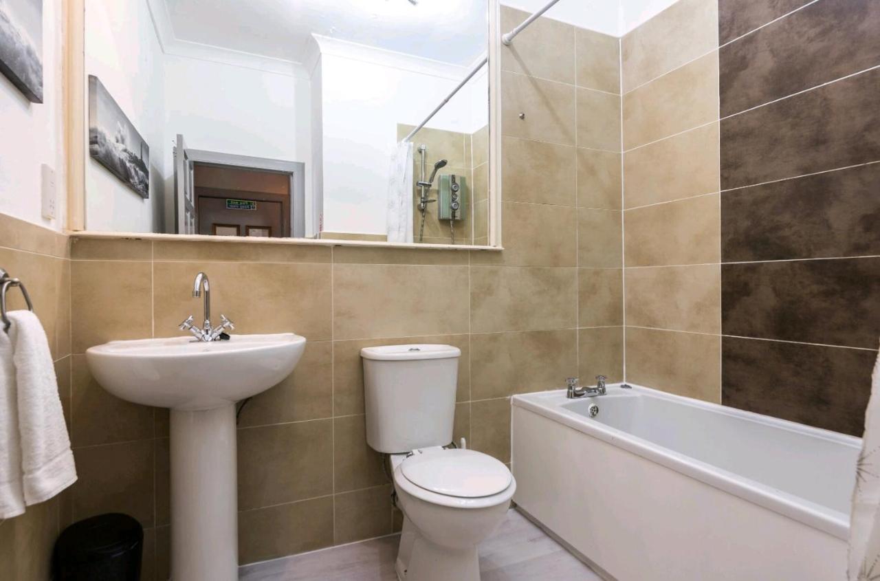 Unique 2 Bedroom Castle Suite Apartment - Near Edinburgh Castle & Royal Mile Eksteriør bilde