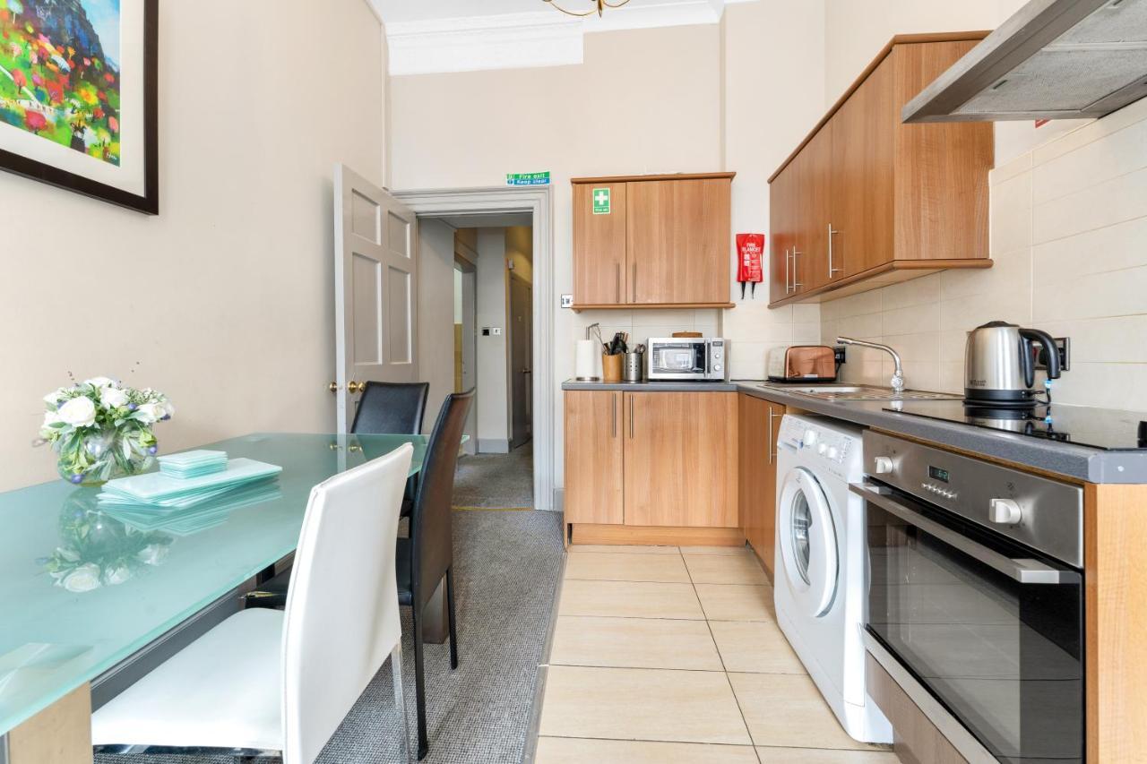 Unique 2 Bedroom Castle Suite Apartment - Near Edinburgh Castle & Royal Mile Eksteriør bilde